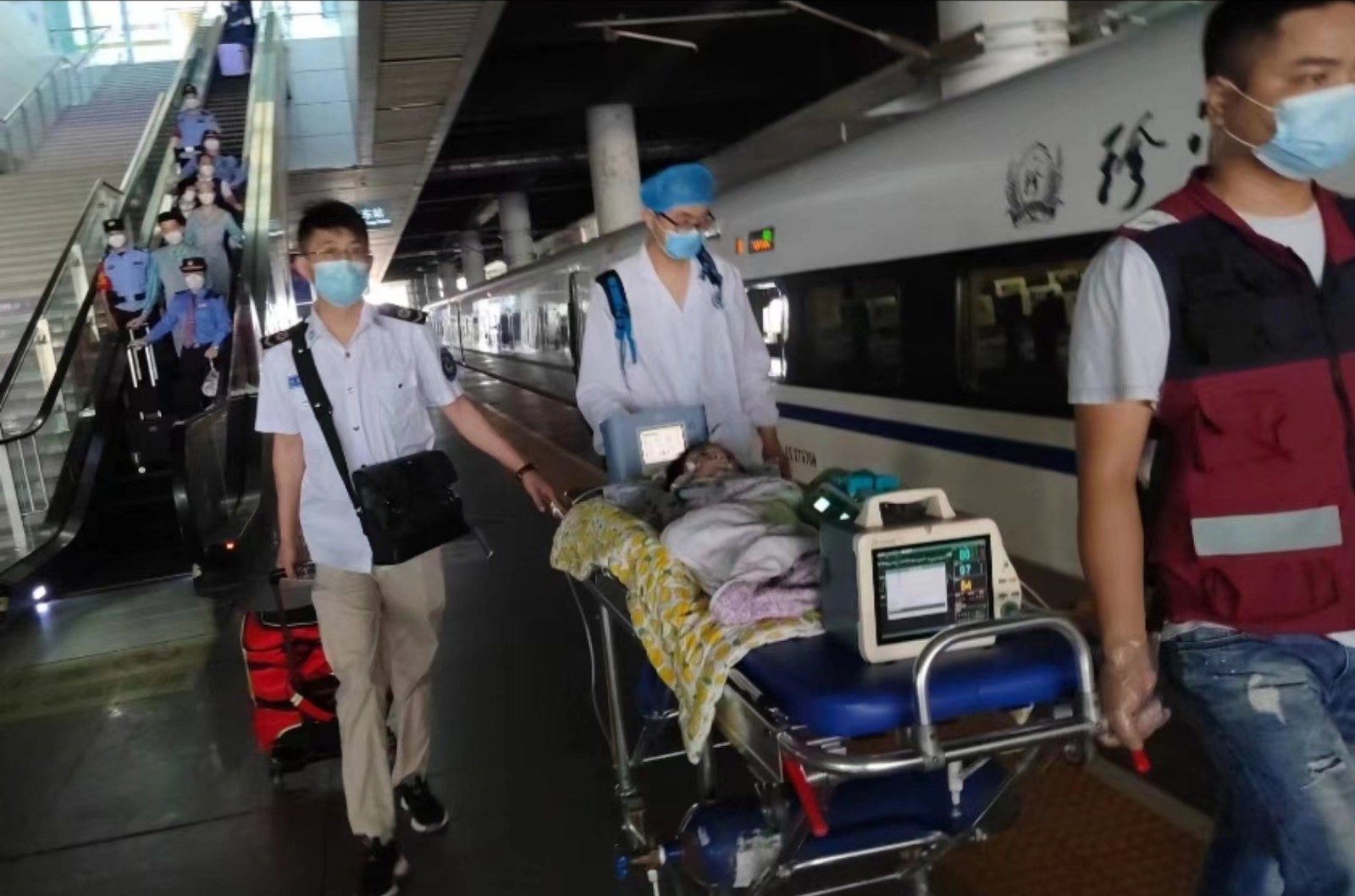 亚东县高铁转运公司